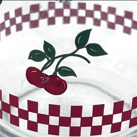 🍒 Vintage KIG Malaysia Cherries & Checkers Glass Pitcher MCM Kitchen Decor - Picture 6 of 8